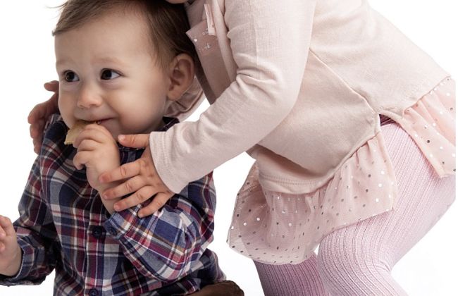 Dlaczego warto wybierać polskie rajstopy i skarpetki dla dzieci zamiast taniej chińskiej produkcji?